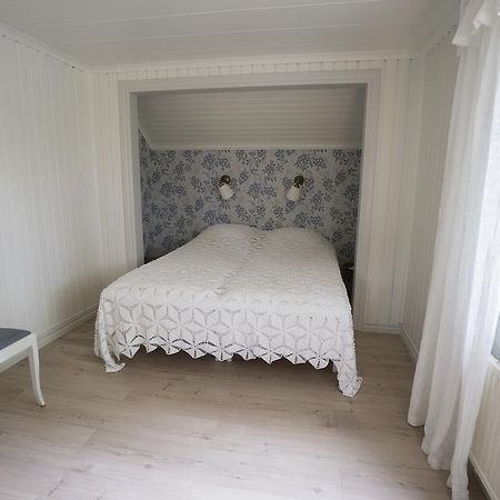Anfasteroed Gardsvik - Grindstugan Ljungskile Exteriér fotografie