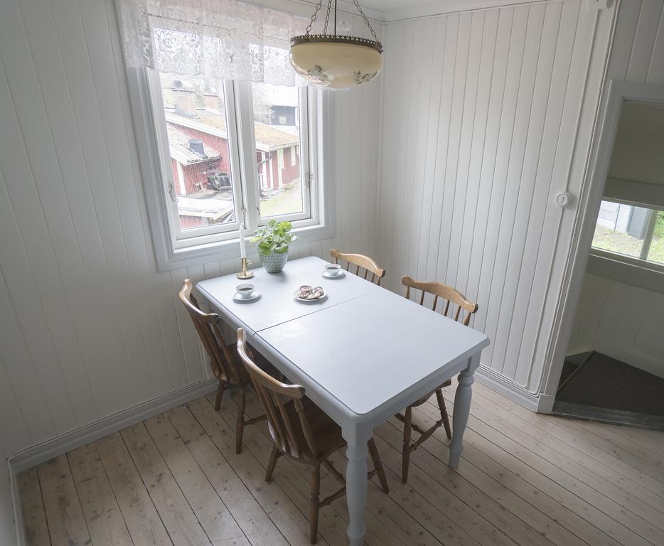 Anfasteroed Gardsvik - Grindstugan Ljungskile Exteriér fotografie